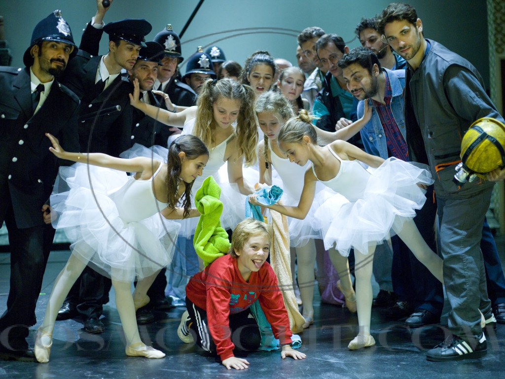 BILLY ELLIOT THE MUSICAL PHOTO_2