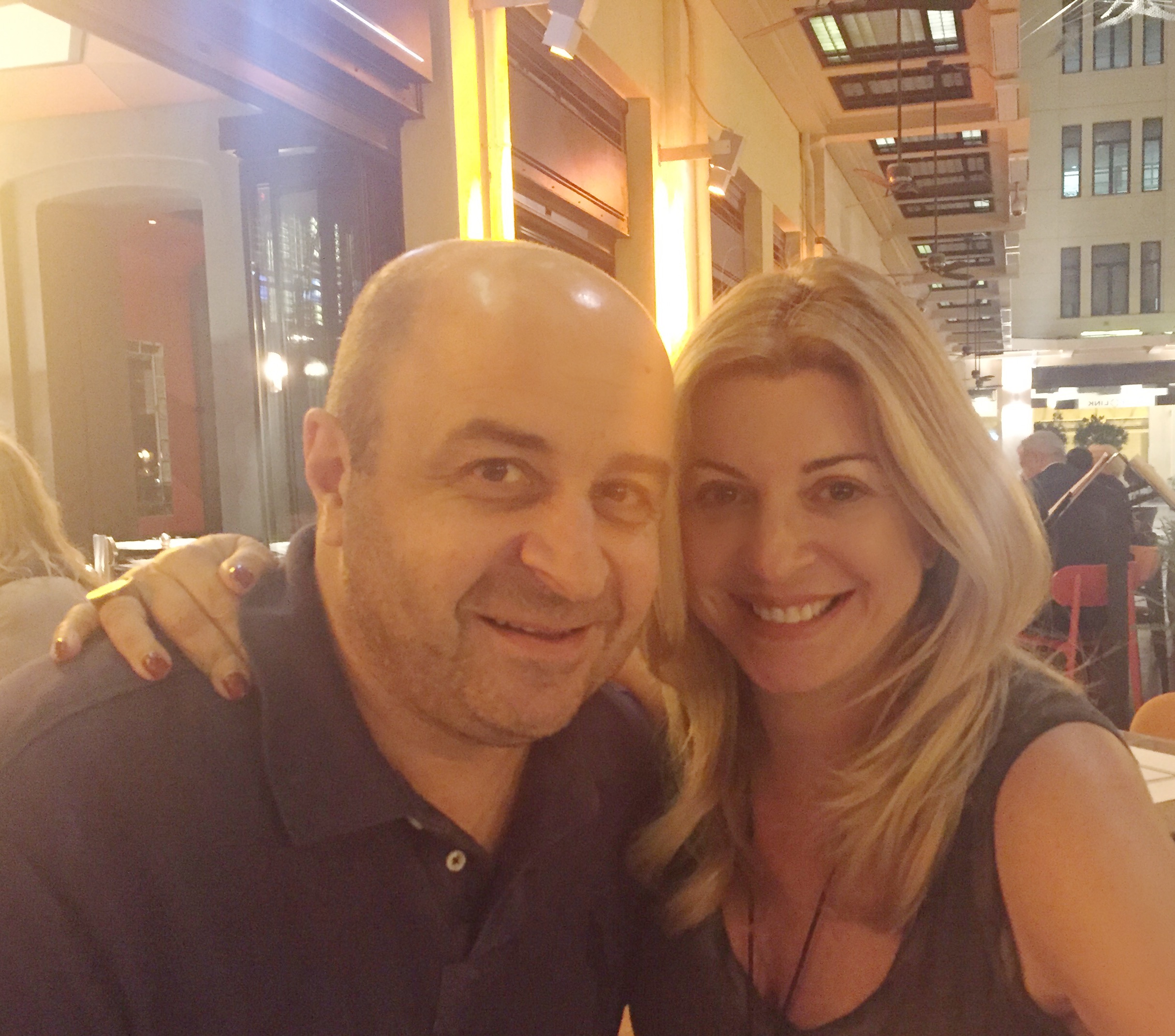 Κομβικές συναντήσεις στη Στοά