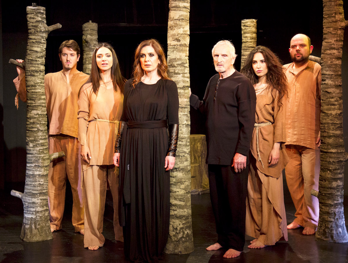 Ασκητική στο θέατρο Τζένη Καρέζη