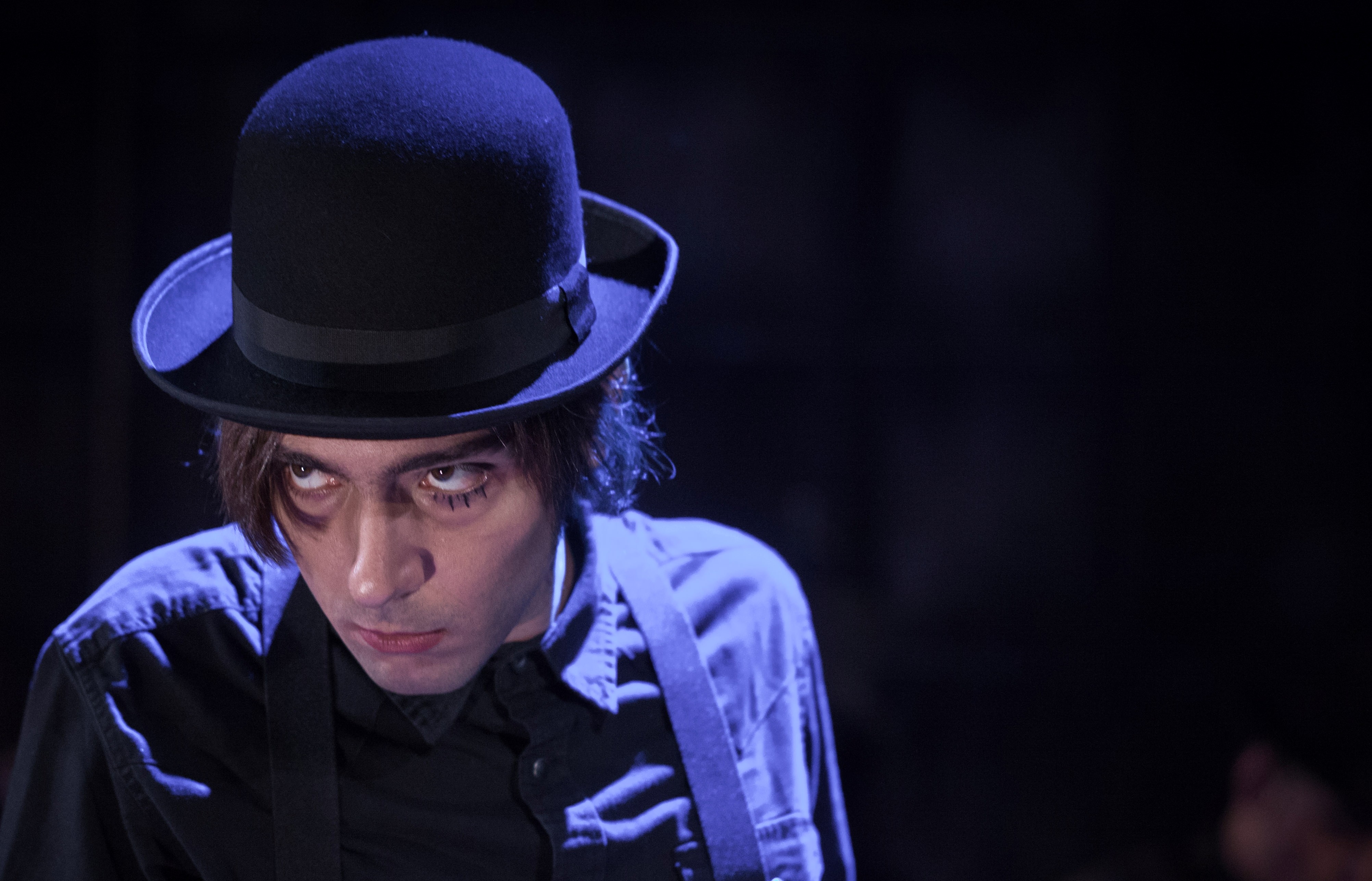 Απόψε …κουρδίζεται το πορτοκάλι του Γιάννη Κακλέα