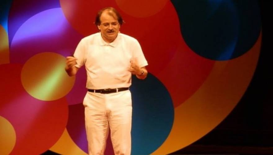 “Η δικτατορία των μετρίων θα εξαφανίσει την Ελλάδα”