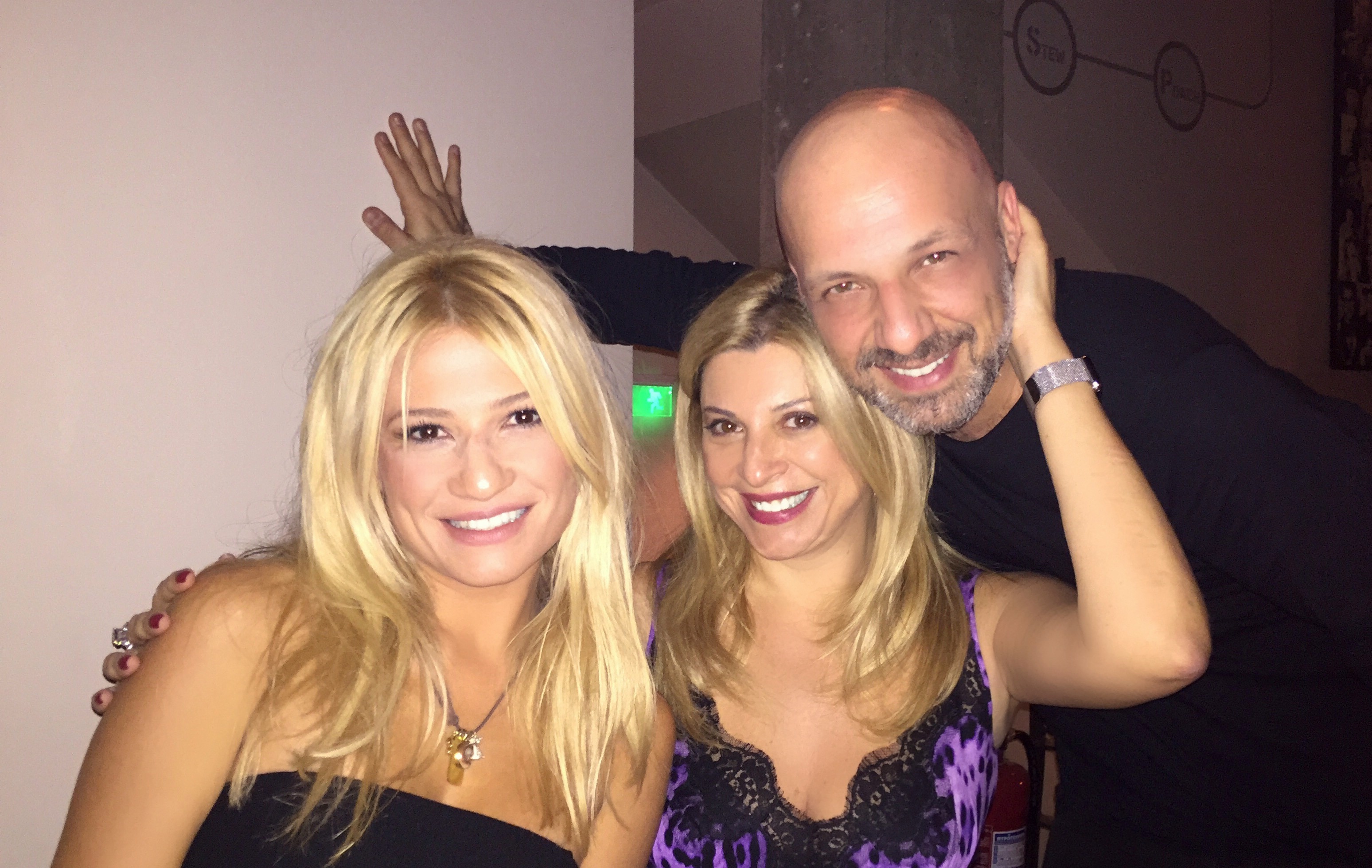 Νύφη κουράγιο: Μετά την επιτυχημένη πρεμιέρα, δείπνο στα “Πρόσωπα”