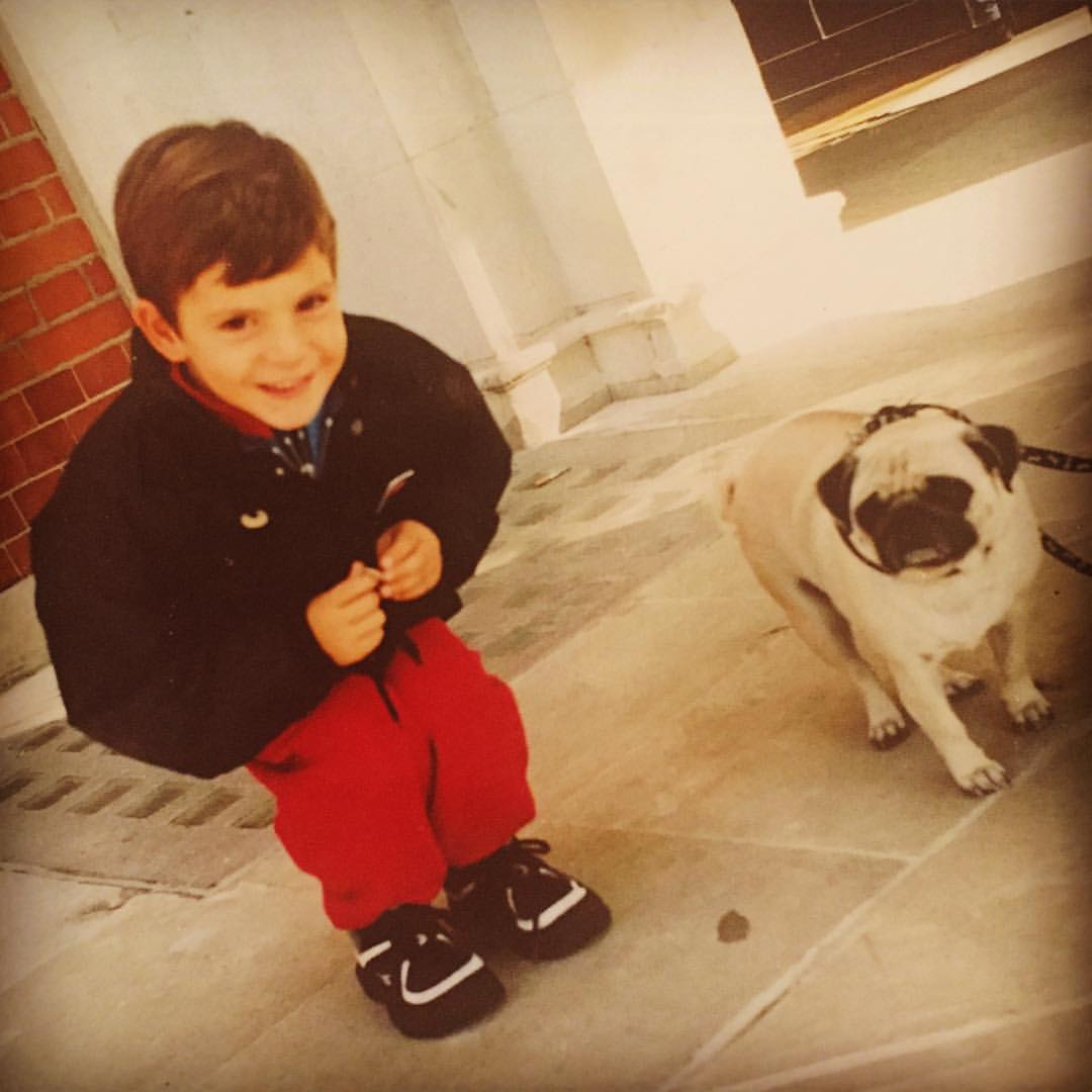 Από το άγνωστο παγκ στον άγνωστο στρατιώτη με την ευκαιρία των γενεθλίων του Νίκου