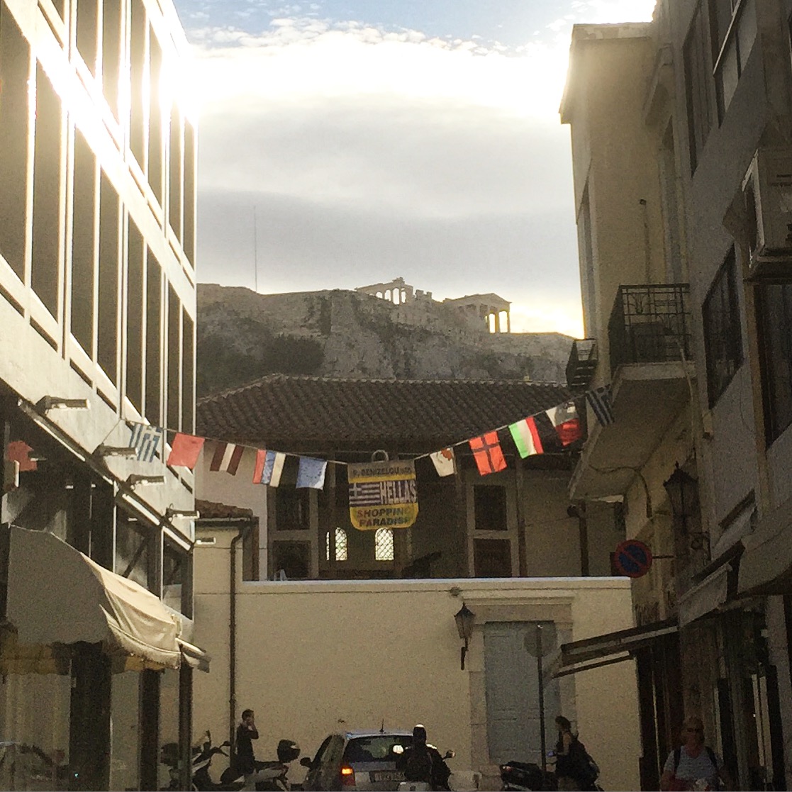 Το παλαιότερο σπίτι της Αθήνας! Το πολυτελέστατο αρχοντικό όπου γεννήθηκε η Αγία Φιλοθέη.