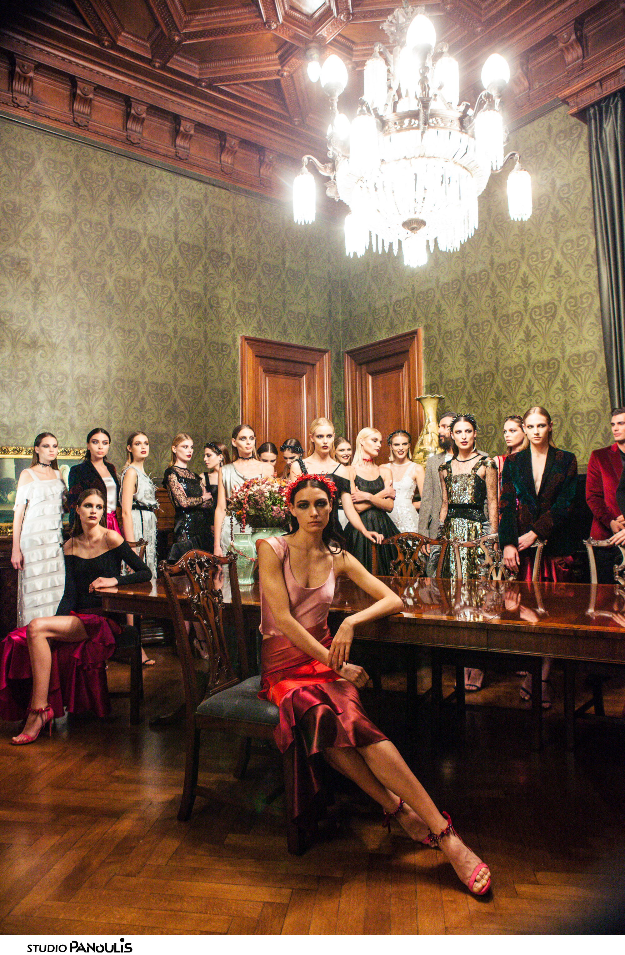 H “Birds of Paradise” επίδειξη των MI-RO