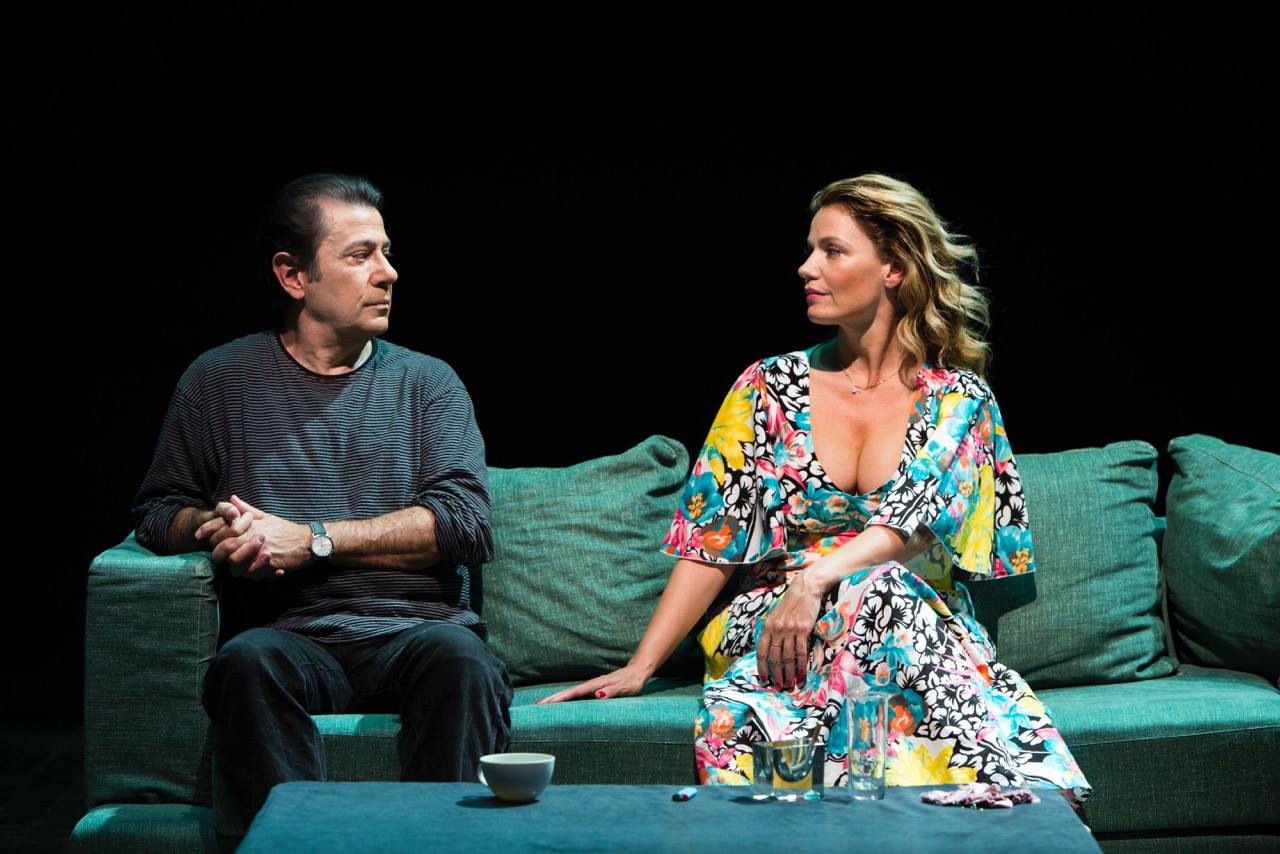 To κενό αυτοπροσώπως: όταν ο Κατρανίδης, η Βλαντή κι ο Ρήγος κάνουν την απουσία σου κωμωδία