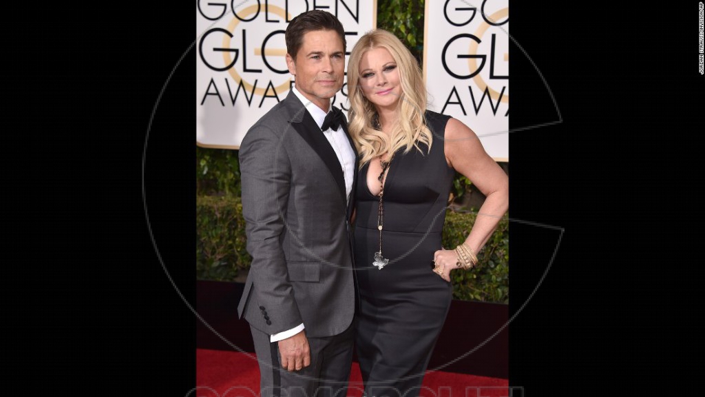 160110194626-golden-globes-red-carpet-2016---rob-lowe-and-sheryl-berkoff-super-169