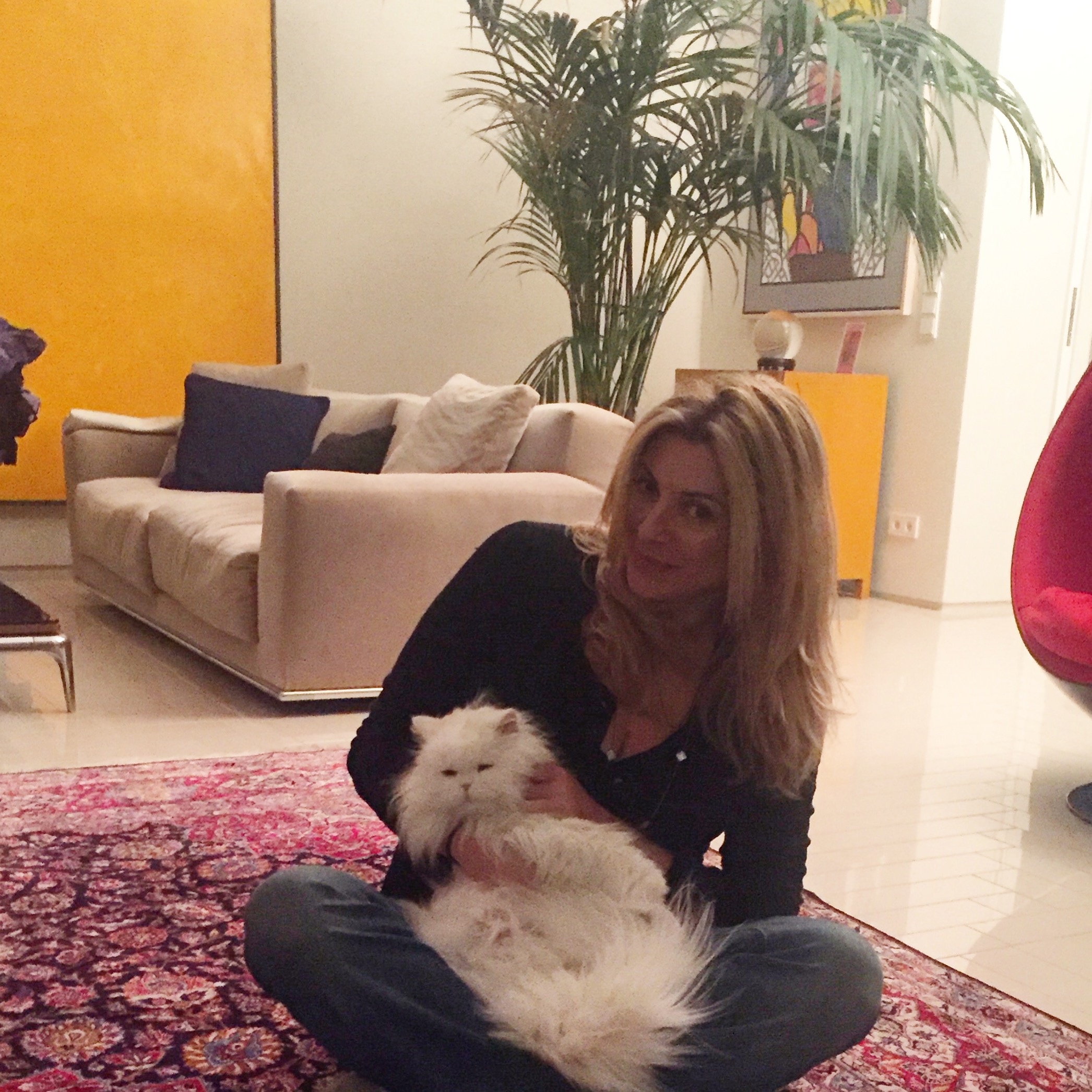 “Προσκύνημα” στο βερολινέζικο σπίτι του David Bowie