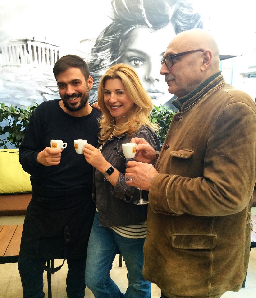 Καφεδάκι, Καλημερούδια και ζωή Λούνα Παρκ γενικώς..