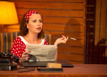 Νεκταρία Γιαννουδάκη: Θεατρίνα από τις λίγες