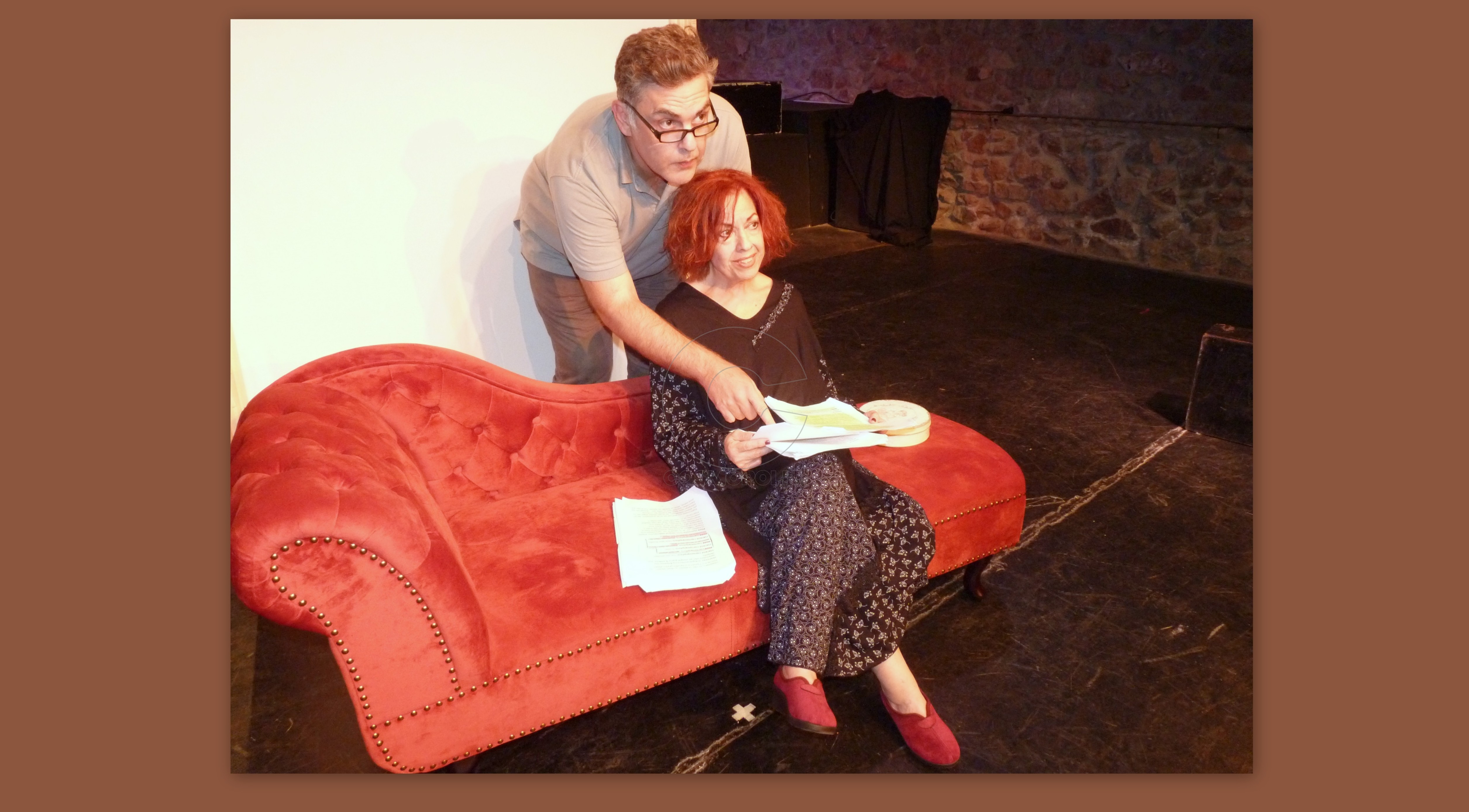 Ρόζα Εσκενάζυ, η βασίλισσα του ρεμπέτικου: backstage λίγο πριν την πρεμιέρα