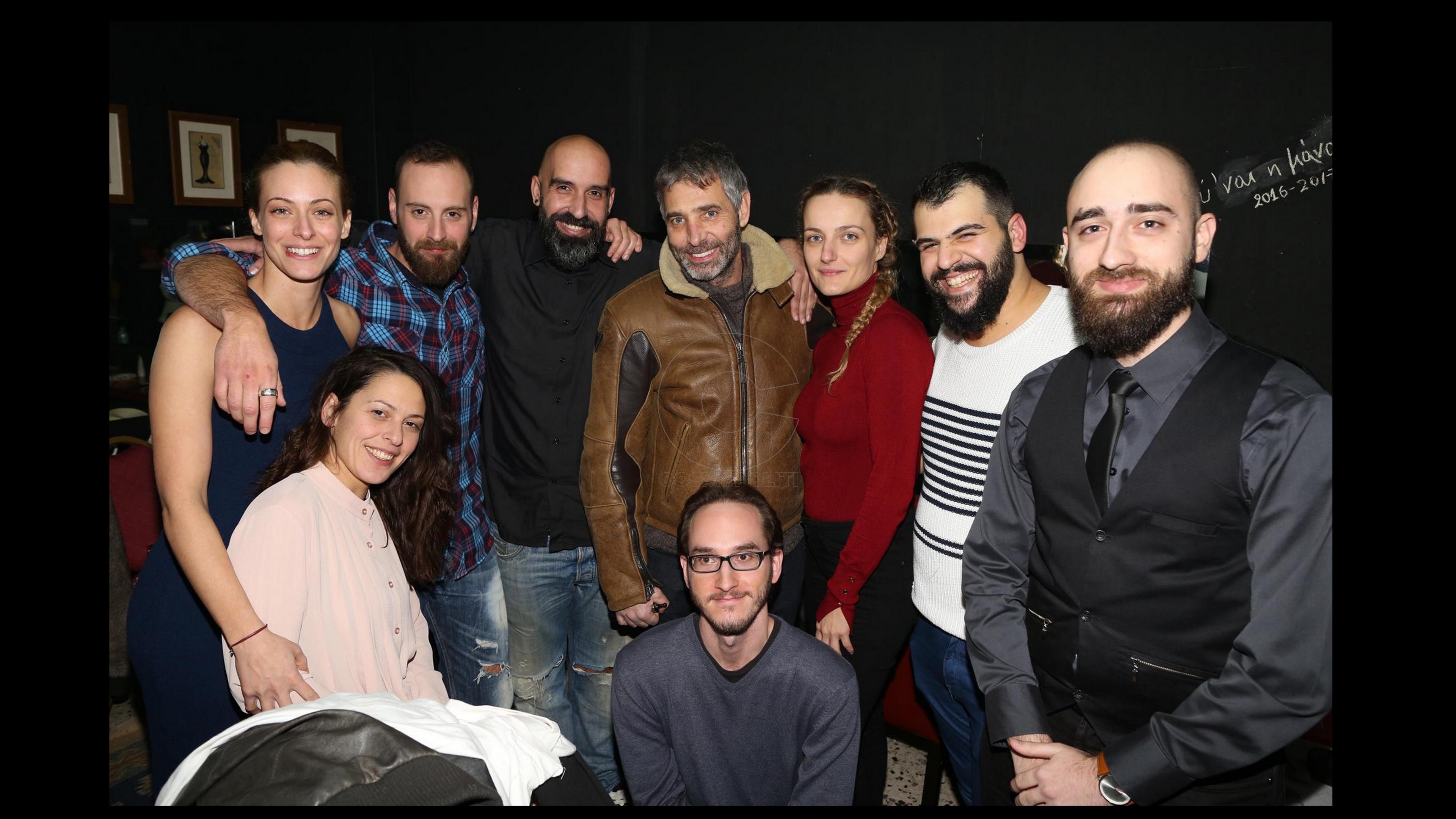 Mια μέλισσα τον Αύγουστο: επίσημη πρεμιέρα στον πολυχώρο Vault