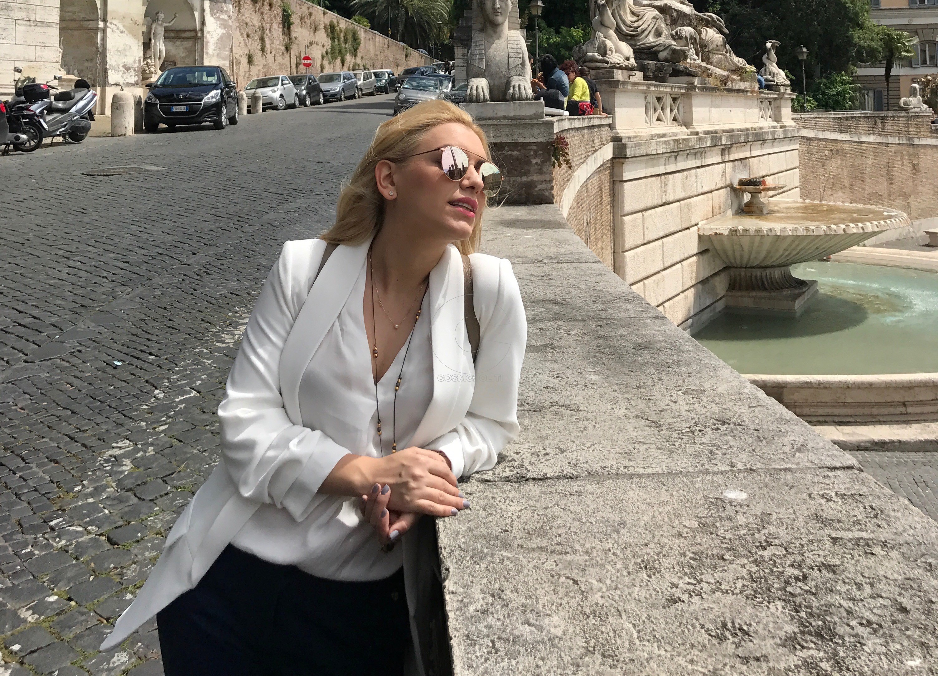 10 + 1 ερωτήσεις στην Στέλλα Καρατσιουμπάνη