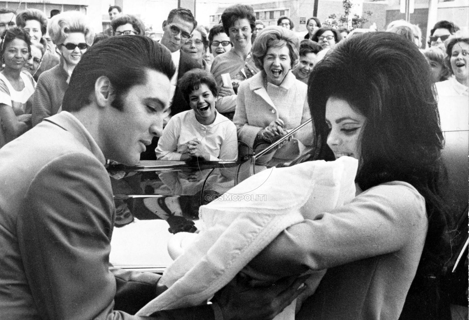 Elvis_Presley_and_Priscilla_with_Lisa_Marie_February_1968