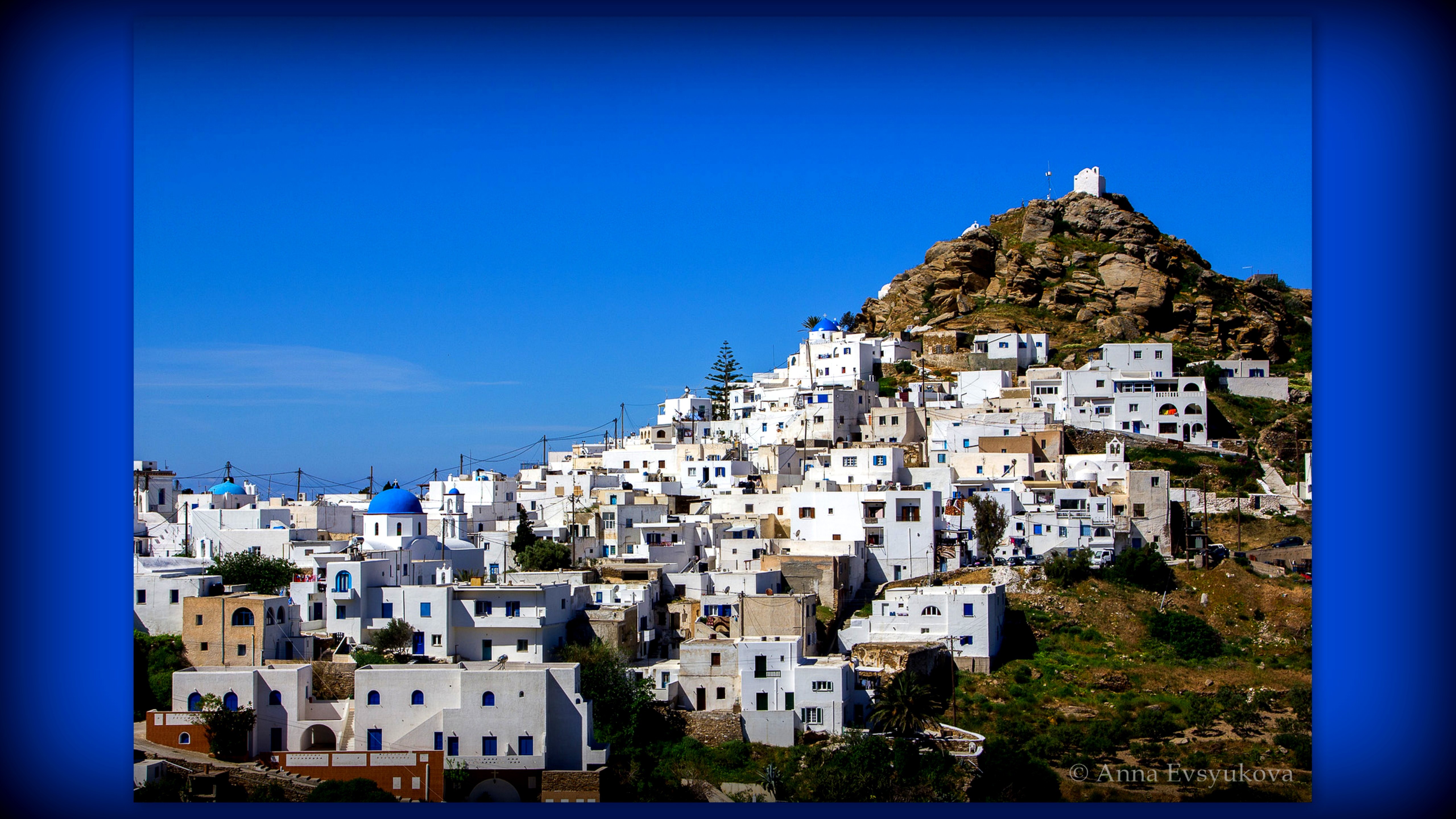 Η Ίος εκπροσωπεί επάξια την Ελλάδα σύμφωνα με το άρθρο της Ιταλικής Vogue