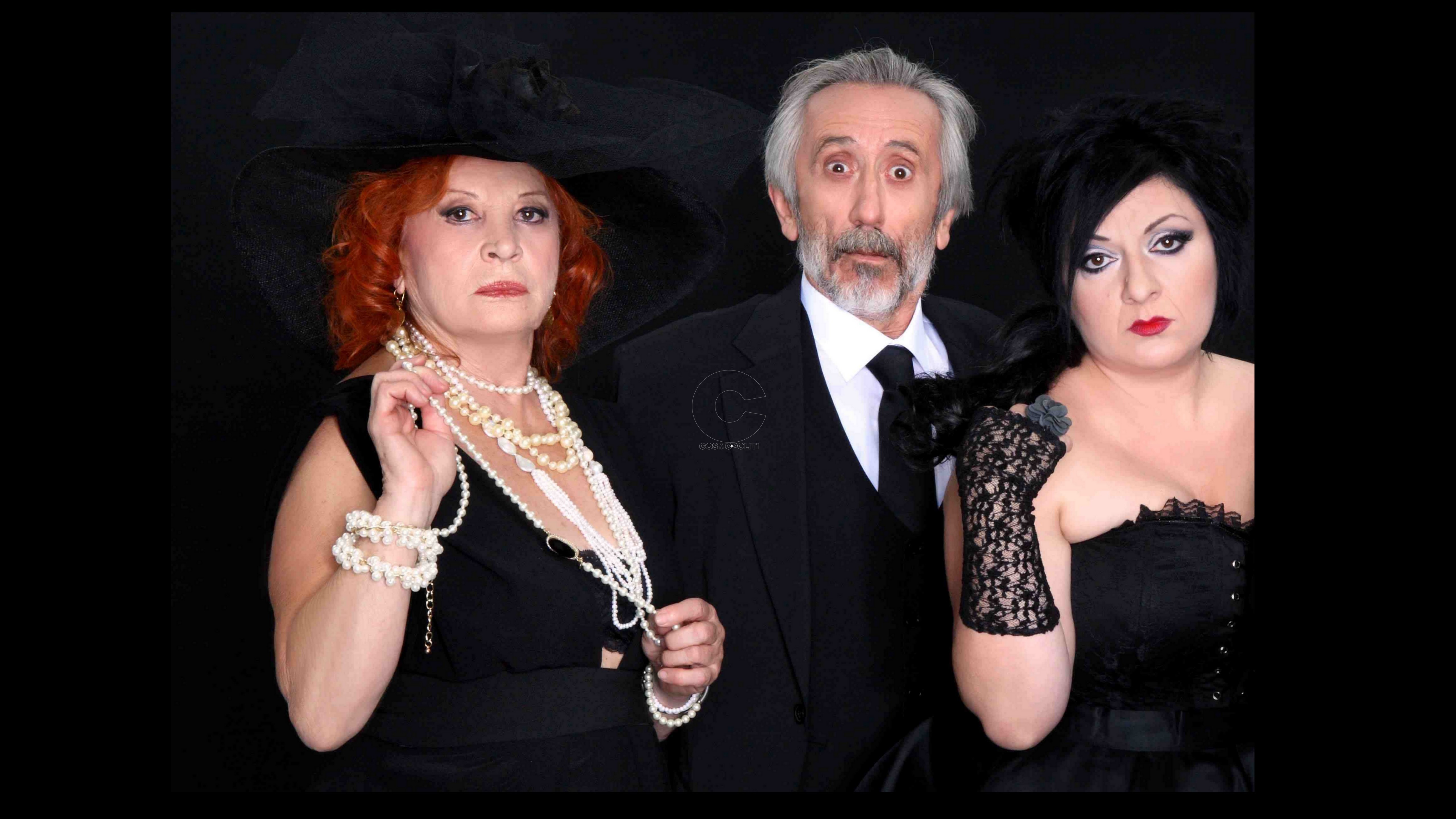 “Μπαμπά μην ξαναπεθάνεις Παρασκευή” στο Κατράκειο Θέατρο: Kερδίστε προσκλήσεις για το φινάλε της επιτυχημένης περιοδείας