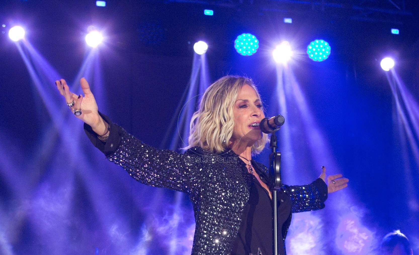 Μια λαμπερή βραδιά με τηv Άννα Βίσση για τα παιδιά της Στοργής