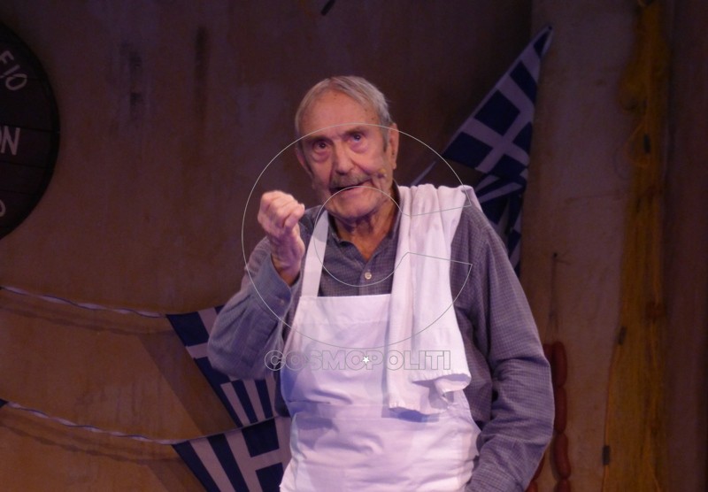 Γοργόνες και μάγκες: Ο Γιάννης Βογιατζής αποθεώνεται στη σκηνή