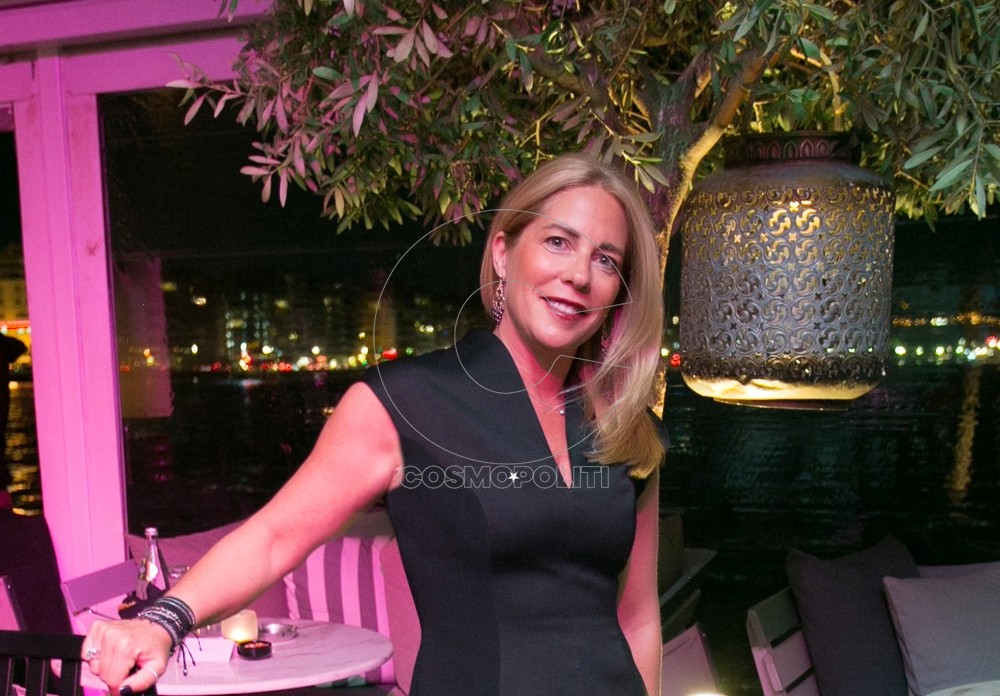 10+1 ερωτήσεις στην Χριστίνα Τζελέπογλου