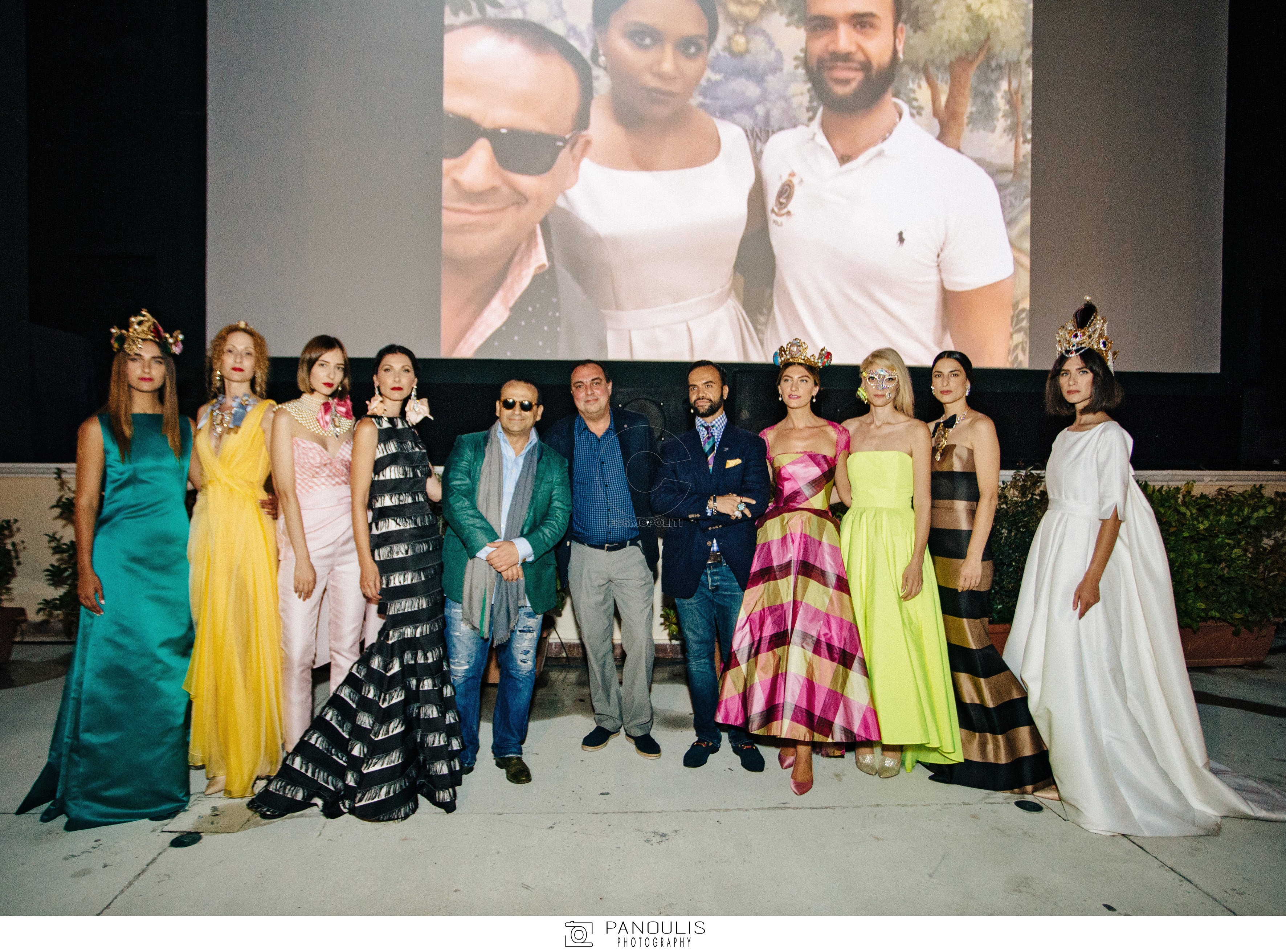 Η συμμορία των 8: Eπίσημη πρεμιέρα με Fashion Show του Βασίλη Ζούλια