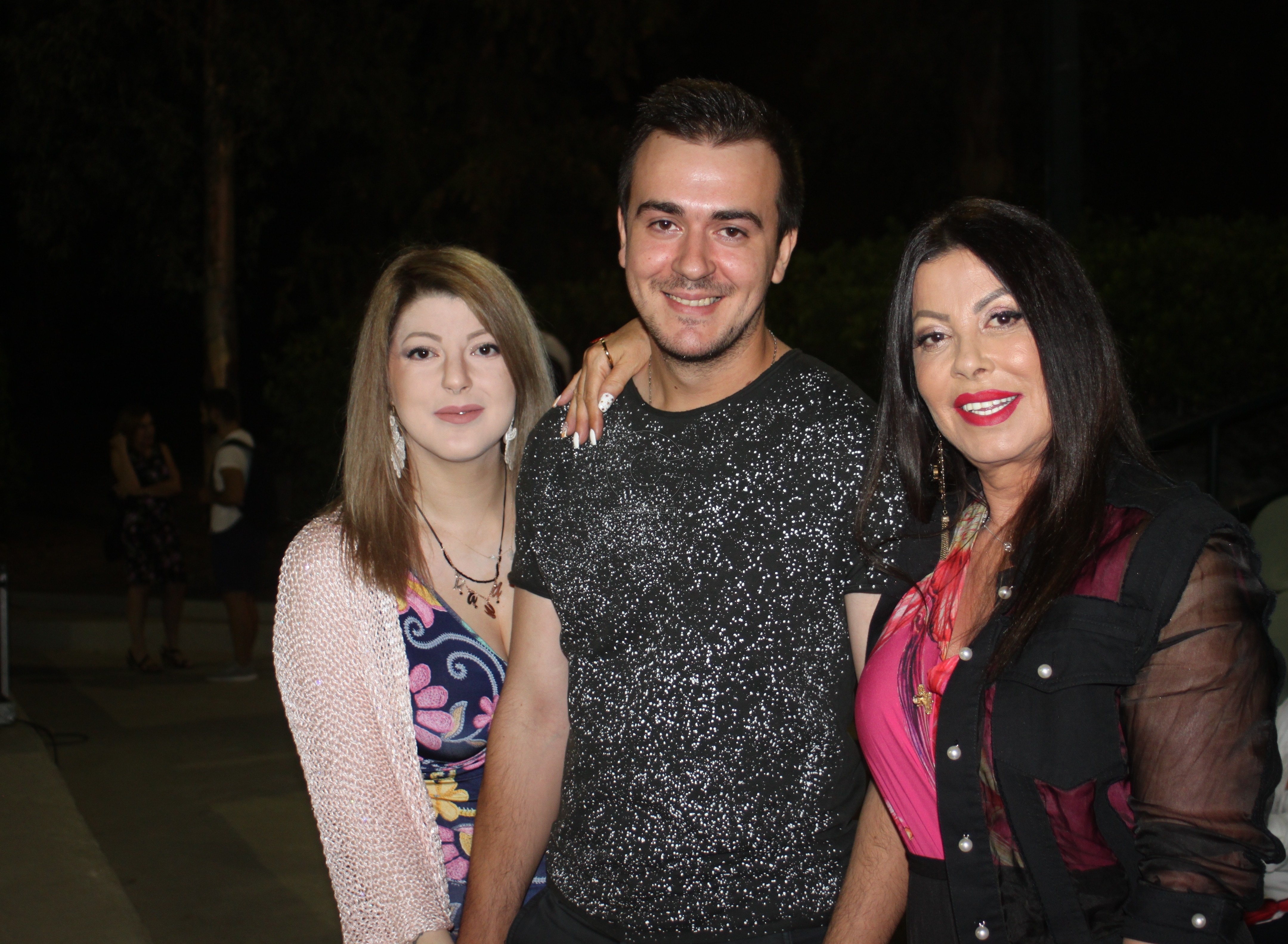 Αποκλειστικό: Oικογενειακή έξοδος για την Άντζελα Δημητρίου στο “Πρώτο μας πάρτι”