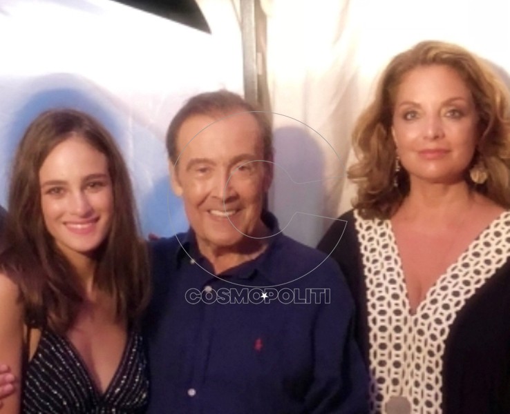 Ο Τόλης Βοσκόπουλος γιόρτασε 60 χρόνια τραγούδι στο παλαιό φρούριο της Κέρκυρας