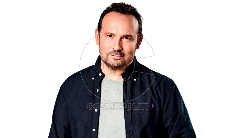 O Kώστας Μακεδόνας συνεχίζει την καλοκαιρινή περιοδεία με τα “Πλοία της γραμμής”