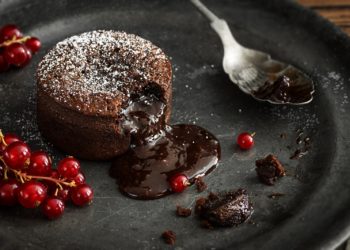 Υγρό σουφλέ για τους παθιασμένους της σοκολάτας