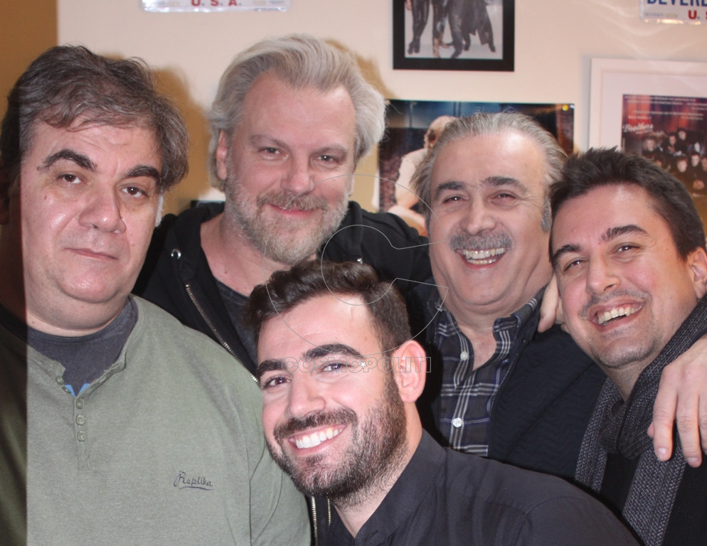 Συνάντηση κορυφής στο θρυλικό “Τοc Toc” στο θέατρο Ήβη