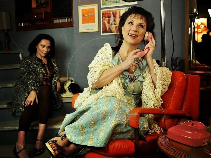 Kερδίστε προσκλήσεις για την παράσταση “Donna Abbandonata” με την Μαίρη Σταυρακέλλη