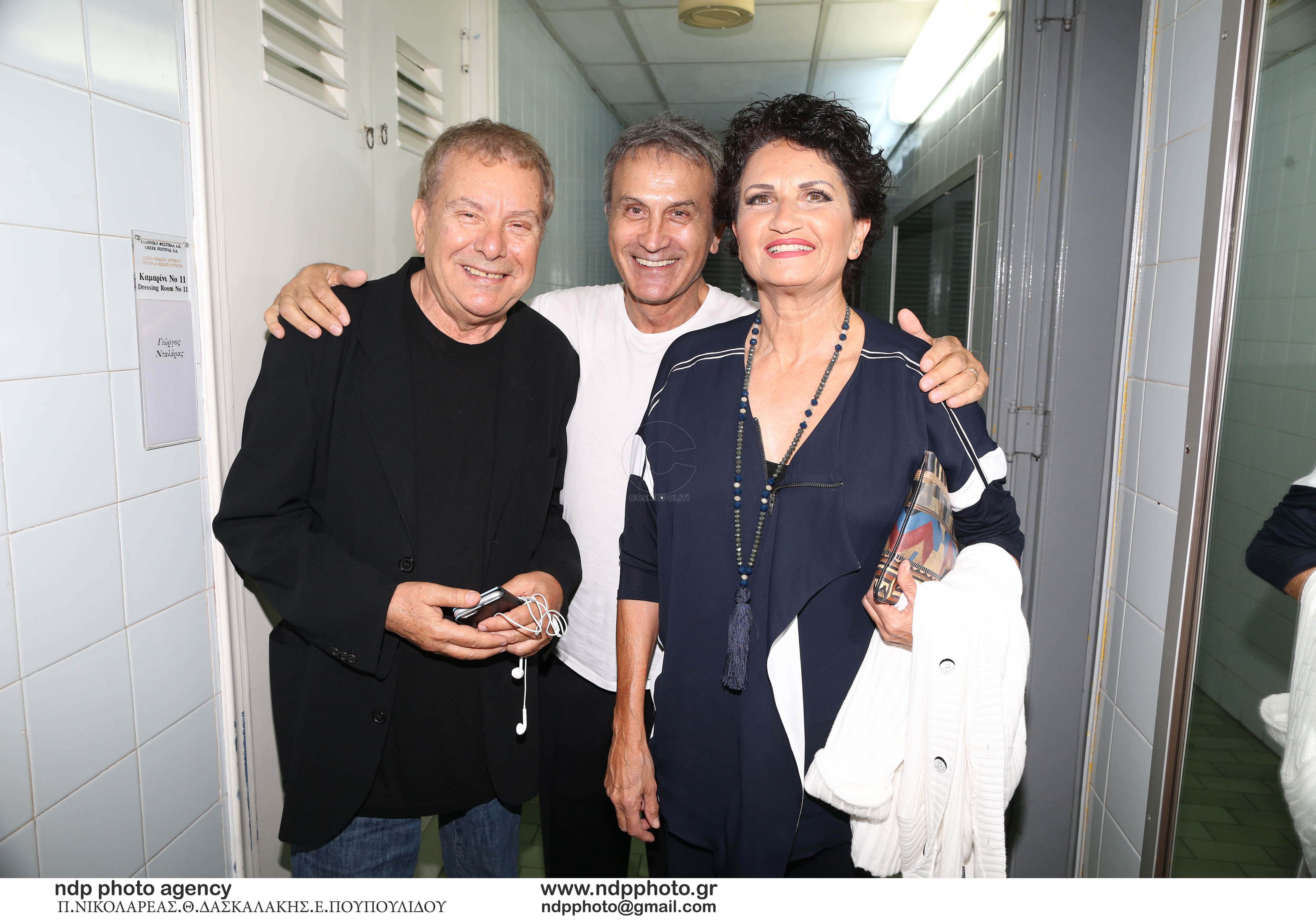 Ο Γιώργος Νταλάρας αποθεώθηκε στο κατάμεστο Ηρώδειο