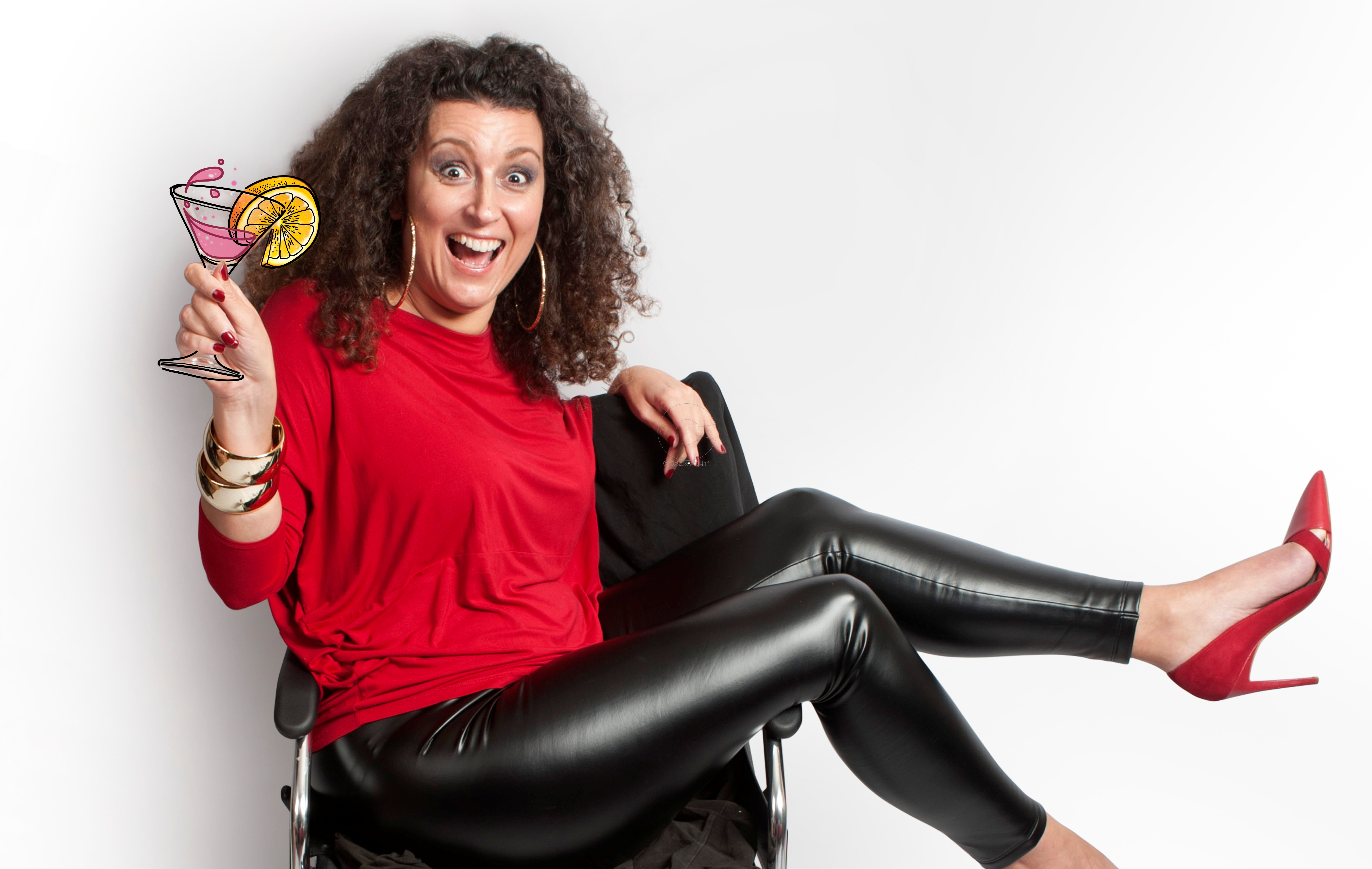 Η Κατερίνα Βρανά θα καλωσορίσει το φθινόπωρο στο θέατρο Αριστοτέλειον