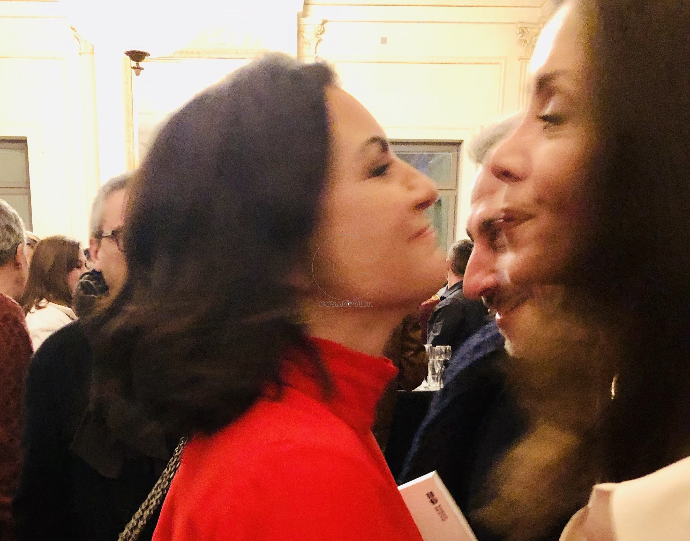 Φιλιά στον Αέρα!