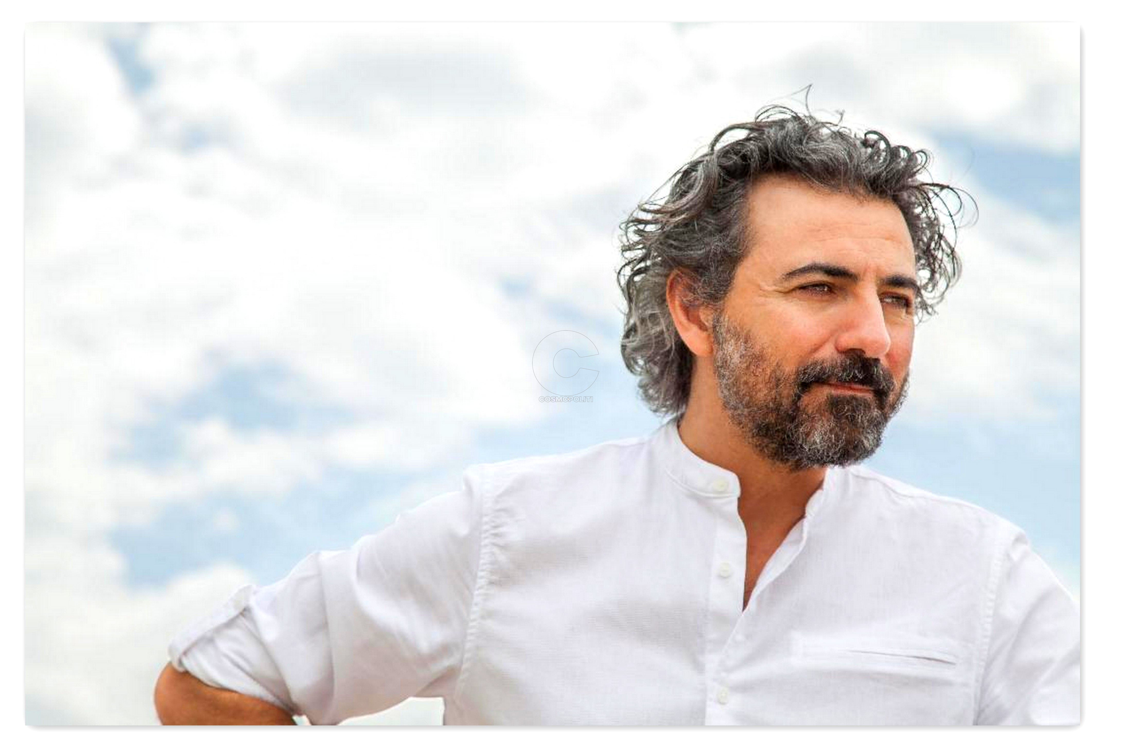 Λευτέρης Γιοβανίδης, ο νέος καλλιτεχνικός διευθυντής του Δημοτικού Θεάτρου Πειραιά από το Α ως το Ω: “Ένα όνειρο που έγινε πραγματικότητα”