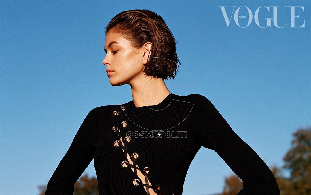 Kaia Gerber: Φωτογραφίζεται στην Αρχαία Κόρινθο για τη βρετανική Vogue