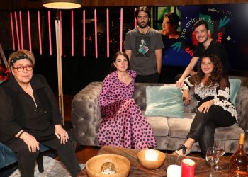 Backstage “Στο σπίτι με την Δήμητρα Γαλάνη” και την παρέα της