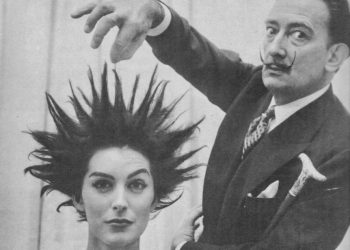 Όταν ο Σαλβατόρ Νταλί έγινε κομμωτής!