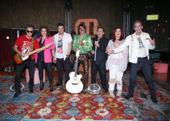 Στο σπίτι με τον Τόνι Σφήνο