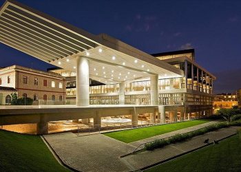 Μια διαφορετική βόλτα στο Νέο Μουσείο της Ακρόπολης