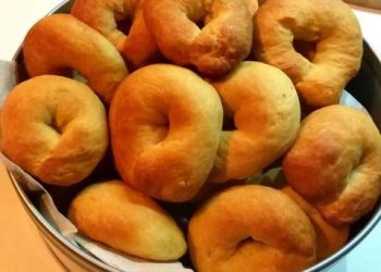 Συνταγή για  υγιεινά κουλουράκια γιαουρτιού χωρίς ζάχαρη