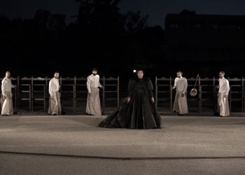 “Πέρσες” από το Εθνικό Θέατρο στο Αρχαίο Θέατρο Επιδαύρου