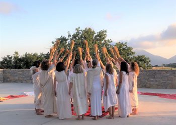 Αποστολή Πηνελόπη Gandhi: Τελετή Αλληλεγγύης και Δικαιοσύνης του Ρίνου-Λίνου