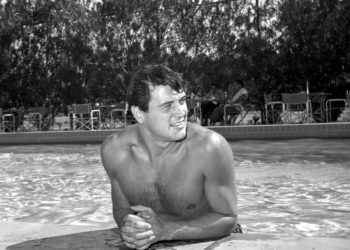 Koύκλοι στην πισίνα