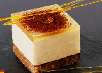  Cheesecake Καφέ με ζελέ μέλι