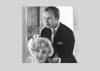 Kenneth Battelle: Η βιογραφία του πρωτοπόρου κομμωτή σε λεύκωμα