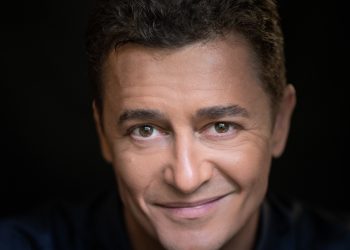 Tik Talk: Νέα εκπομπή με τον Αντώνη Σρόιτερ