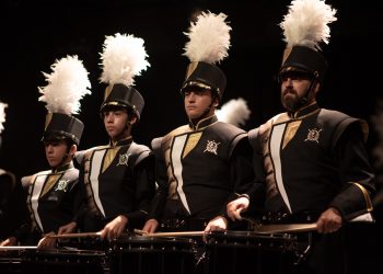 Homeless: Το πρώτο Ελληνικό Drumline Show