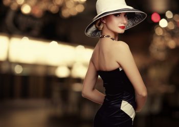 Jennifer Aniston beats Kim Kardashian to best vintage look