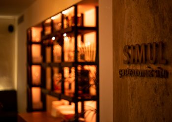 Γαστρονομικές εκπλήξεις στο Simul που ανοίγει και μεσημέρι!