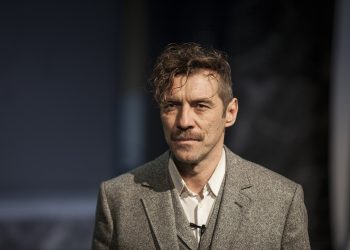 Παραστάσεις live streaming από το θέατρο Πορεία